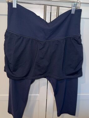 Athleta Elation 2-in-1 Capri Skort Leggings Navy Blue 1X / plus size
